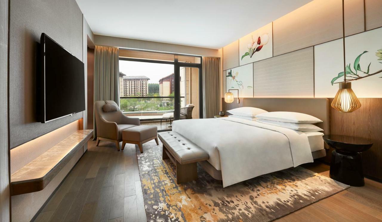 Отель Hyatt Regency Beijing Shiyuan Yanqing Экстерьер фото